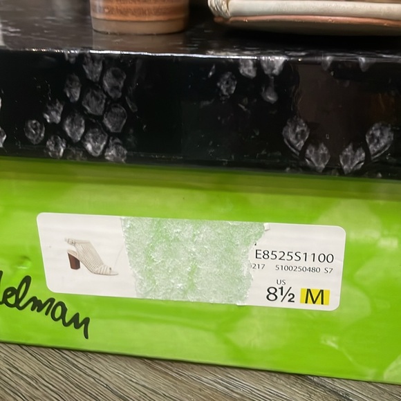 Sam Edelman Evie Ivory leather peep toe sandals size 8.5 - Picture 5 of 6